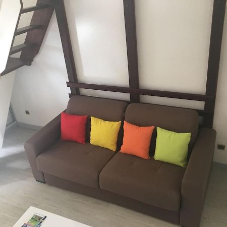 Studio-Mezzanine Proche Toutes Commodites Ле-Гозье Экстерьер фото