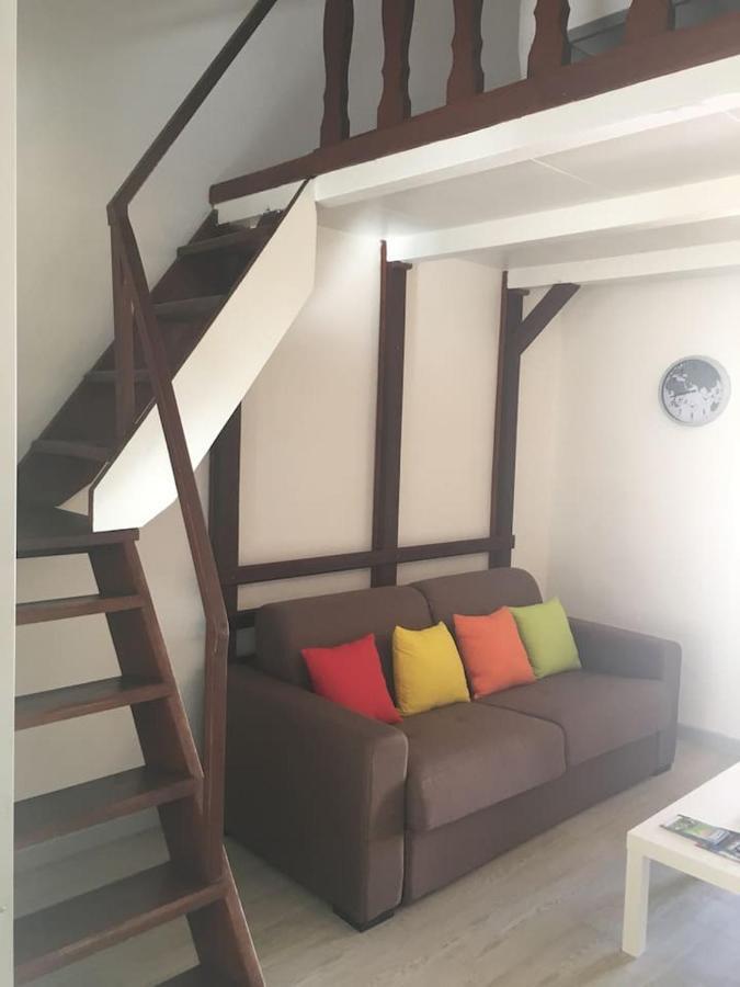 Studio-Mezzanine Proche Toutes Commodites Ле-Гозье Экстерьер фото